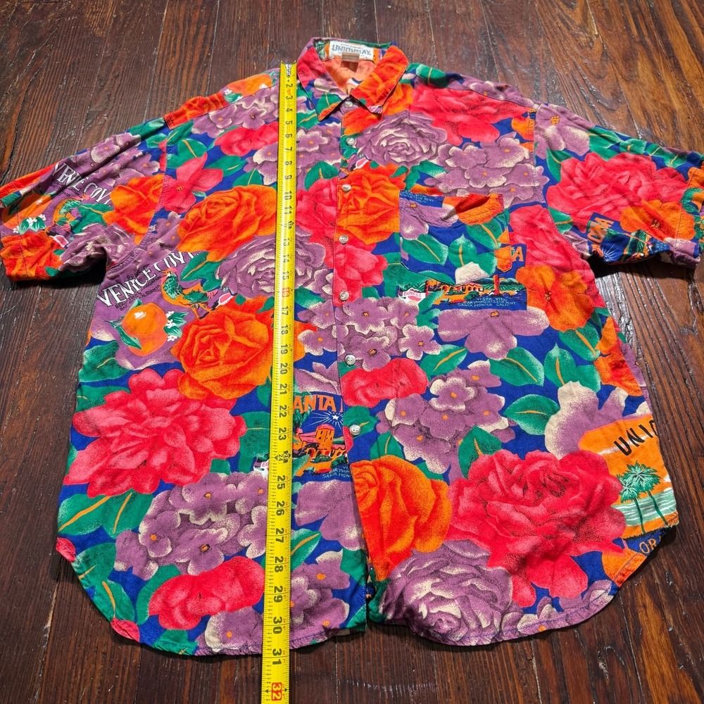 VINTAGE Unionbay Shirt Mens XL Hawaiian Hong Kong AOP Camp 100% Rayon Cali 90s - Picture 4 of 8